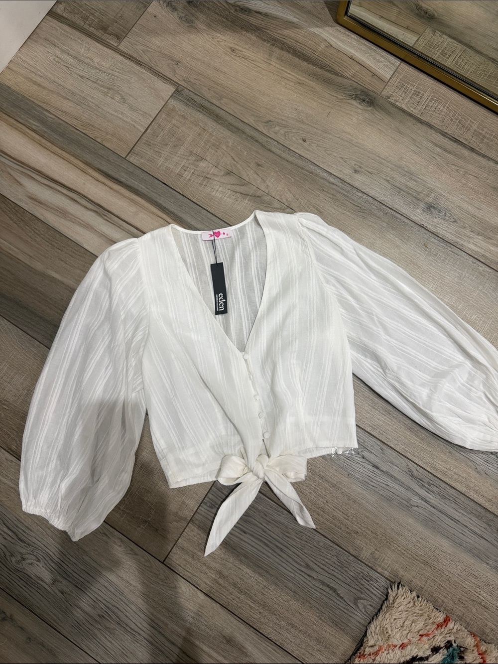 NWT Women's White Tie-Front Blouse - Lightweight V-Neck Top
